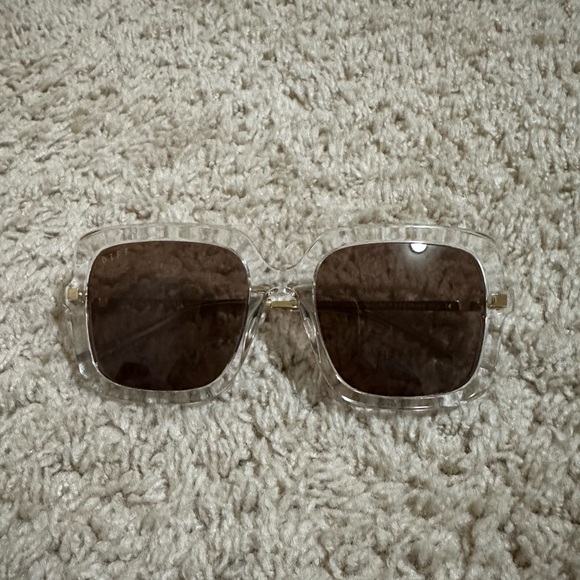 Diff Eyewear sunglasses - Picture 1 of 3